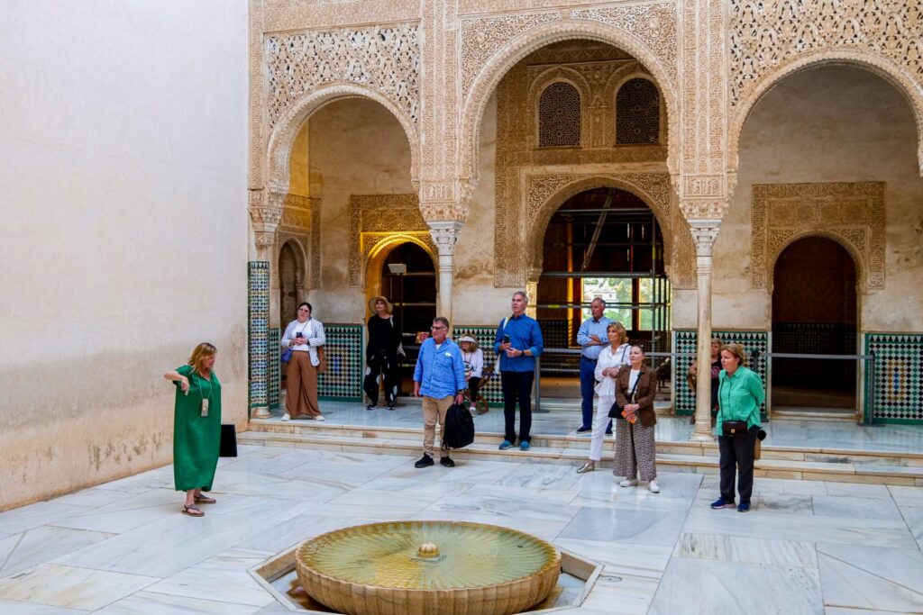 Private Guided Visit to The Nazrid Palaces at The Alhambra, Granada, Spain